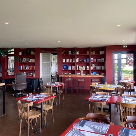 Logis Hotel & Restaurant De L'Aerodrome De La Baie De Somme Buigny-Saint-Maclou 外观 照片